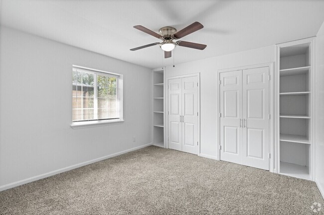 Photo - $500 OFF? Yes, Please! Find Your New Home ... Unit APF2
