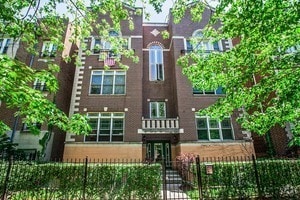 Building Photo - 4235 N Kenmore Ave Rental