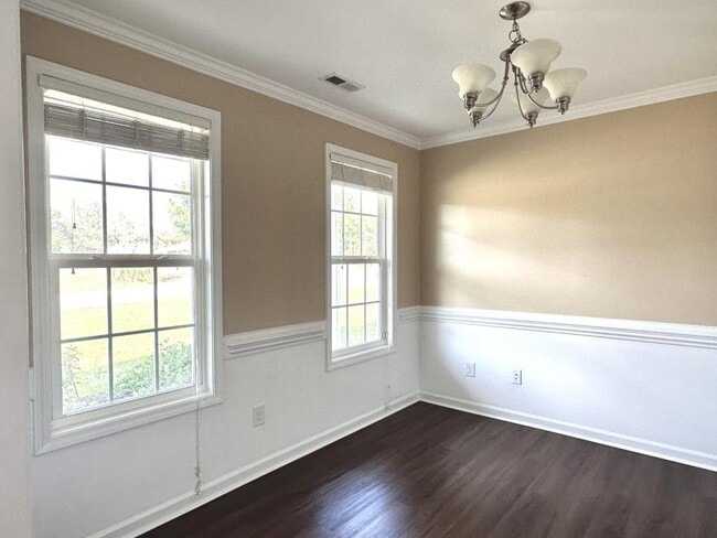 Photo - 3017 Cricket Rd