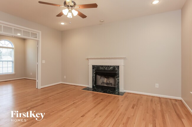 Photo - 3802 Northumberland Dr