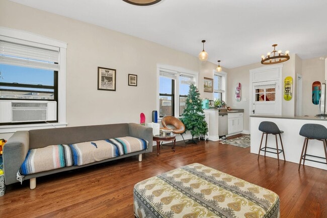 Photo - 319 Calendar Ave Unidad 3D