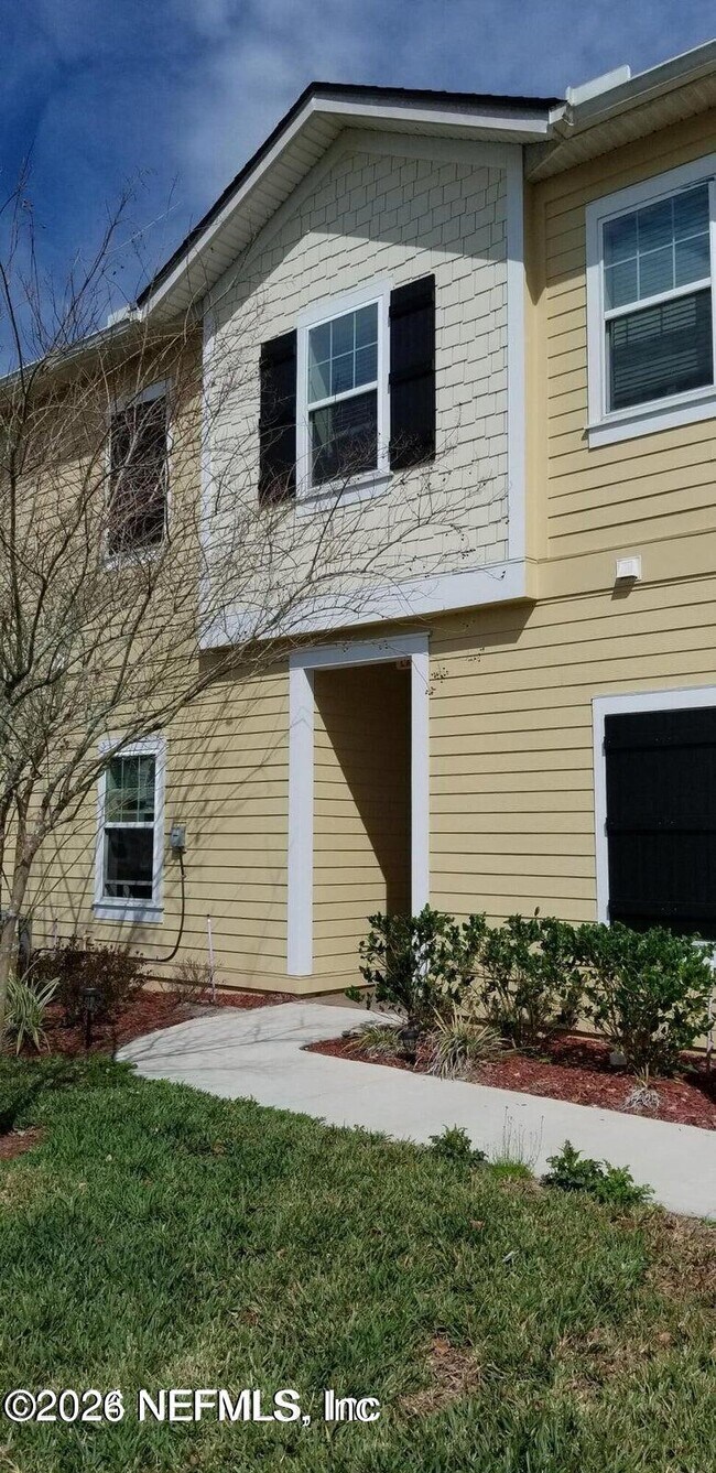 Photo - 131 Burnett Ct