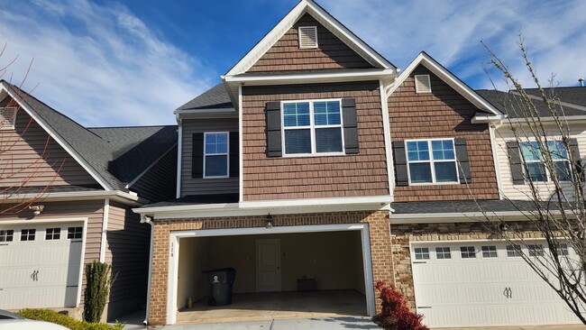 Photo - 114 Torpoint Rd