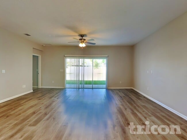 Photo - 124 Bloomfield Wy