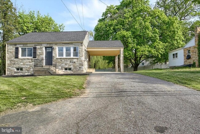 Photo - 2400 Linglestown Rd