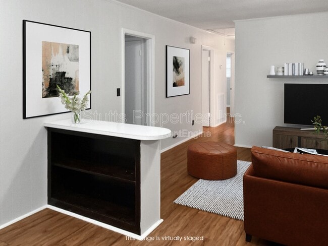 Photo - 2511 Evergreen Ave