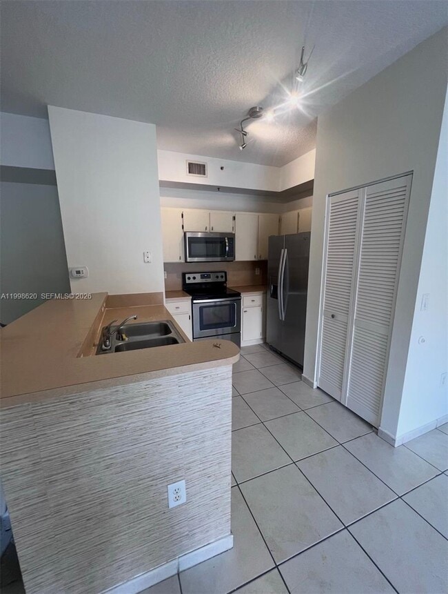 Photo - 7220 NW 114th Ave Unit 11216