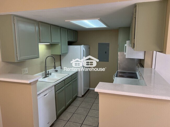 Photo - 18043 E Ohio Ave Unit 203