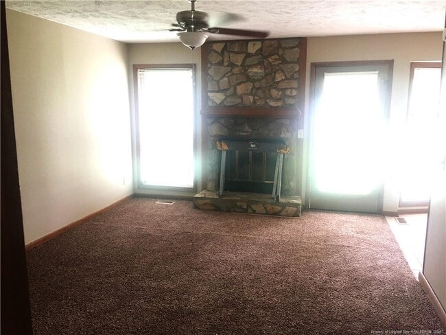 Photo - 6886 Kingsgate Dr