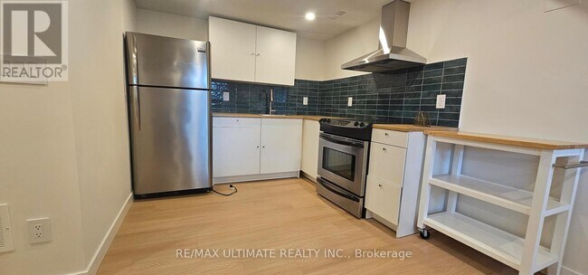 Photo - 539 Rustic Rd