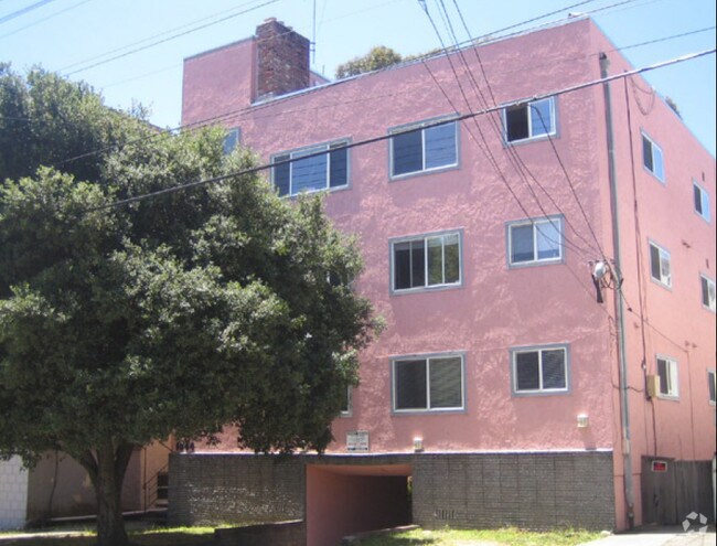 The Oxford Manor Apartments - The Oxford Manor Apartments