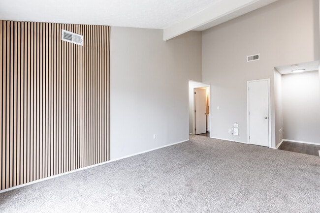 Photo - 603 Hanna Ave Apartments