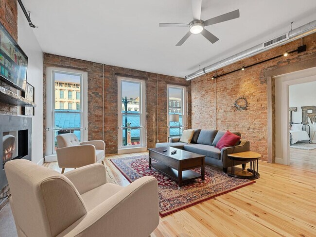 111 W Elder St Unit SI ID1056040P