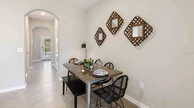 Photo - Modern 3 Bedroom Townhome for Lease in Wesley Chapel