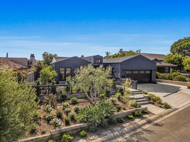 Photo - Stunning Single Family Home in the Heart o...