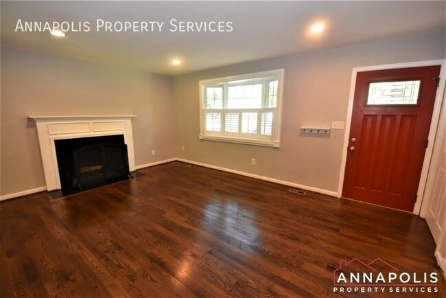 Photo - 442 Poplar Ln