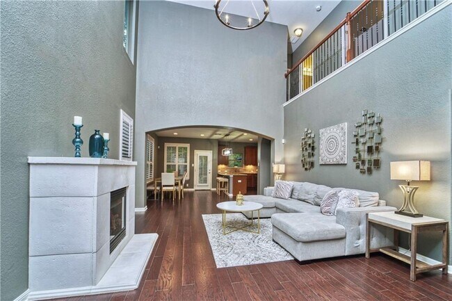 Photo - 7337 Menchaca Rd