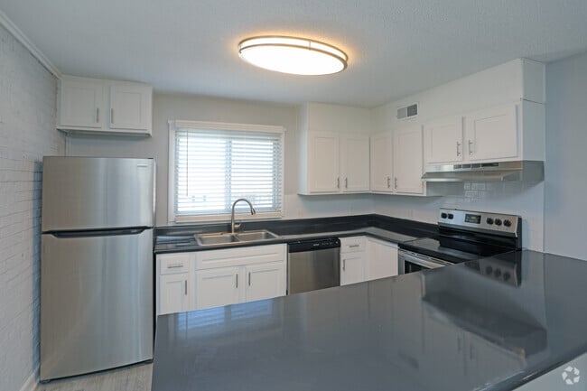 2BR,2BA