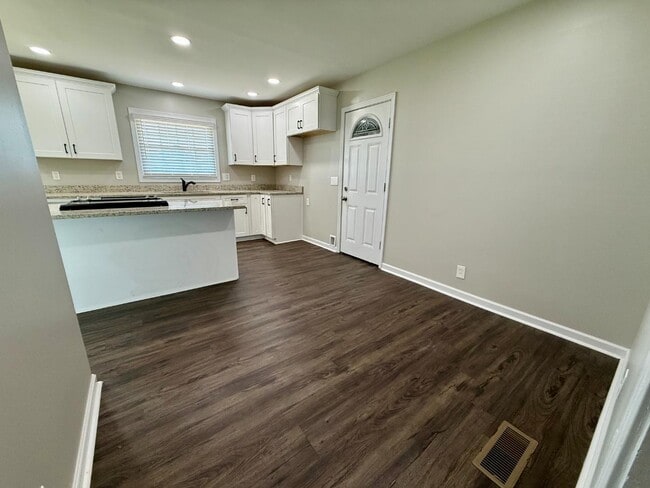 Photo - 3311 Mcdow Ave NW