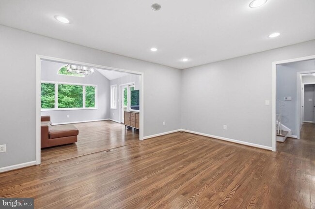Photo - 2506 Pinoak Ln