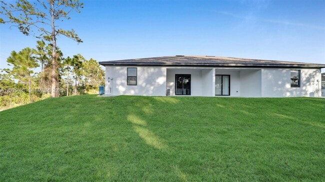 Photo - 4980 Fairway Ct