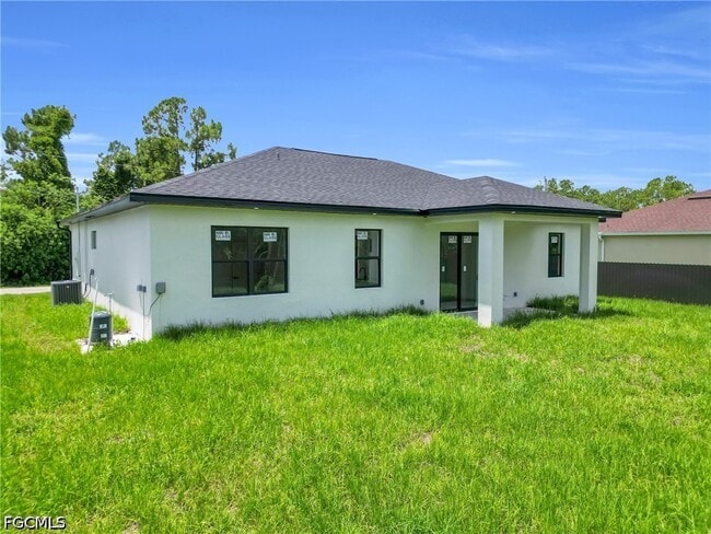 Photo - 3202 21st St W