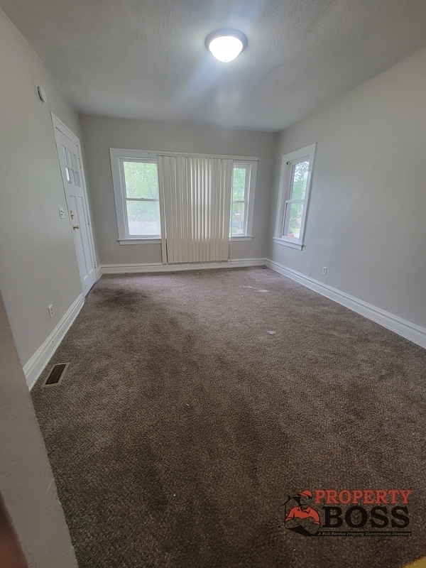 Photo - 1052 Harrison St