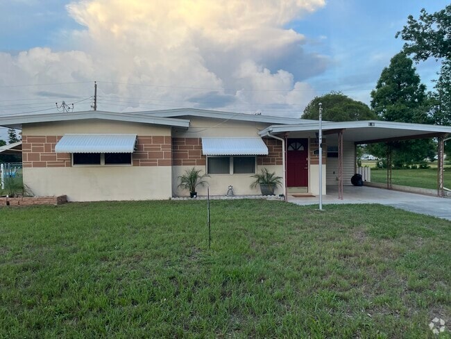 Building Photo - 4938 Azalea Dr Unit A Rental