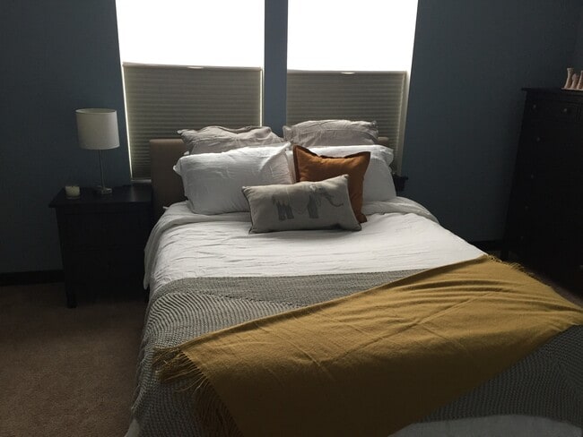 Building Photo - 7160 27th Ave SW