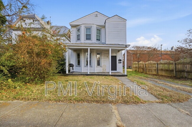 Building Photo - 36 Cedar Ave Unit #A