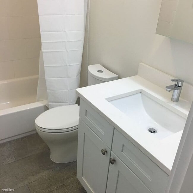 Photo - Huge 4 bed in Somerville