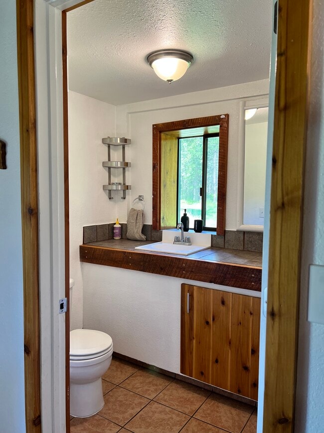 Photo - 260 Rustic Ln