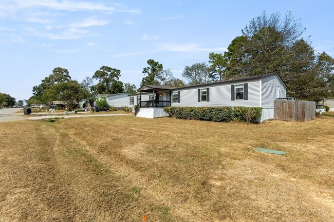 Photo - 179 Carmen Blvd