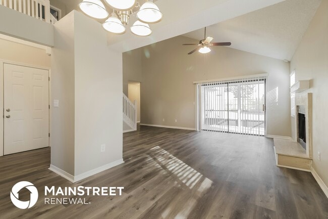 Photo - 6658 Chantry St