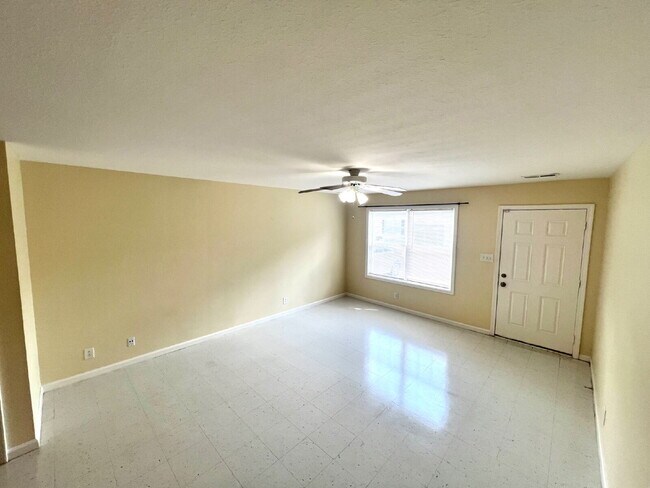 Photo - 9103 Pembroke Oak Grove Rd Unit 4E