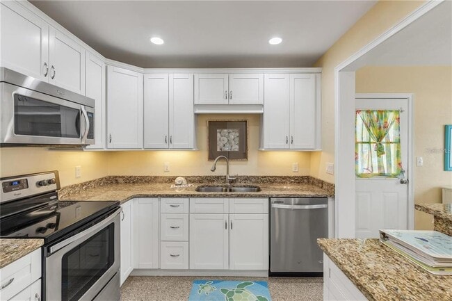 Photo - 1219 Beacon St