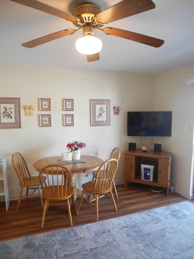 Photo - Furnished- Bayside Condo Retreat in Ocean ...