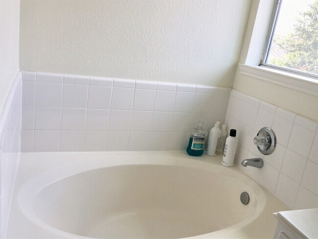 Photo - 5707 Highbury Ct