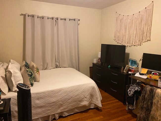 Photo - 65 Chiswick Rd