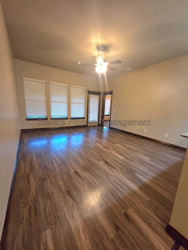 Photo - 2300 Kintyre Rd