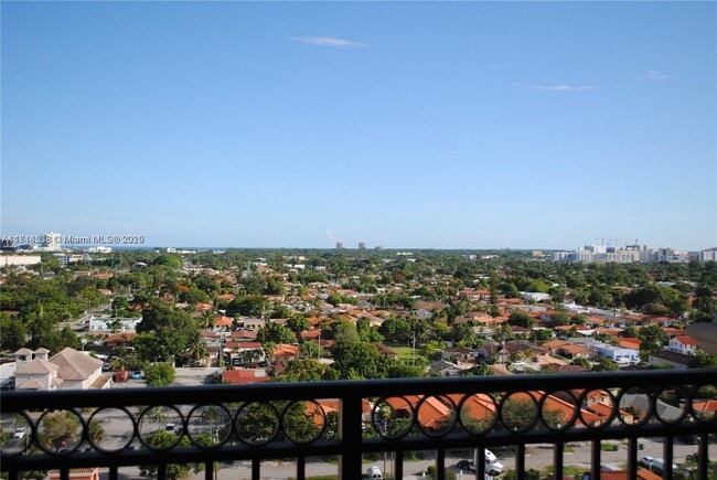 Building Photo - 3232 SW 22nd Terrace Unit 1405 Rental