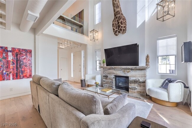 Photo - 952 Coatbridge St