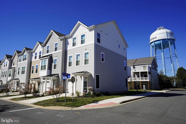 Photo - 414 Waterfield Ct Townhome