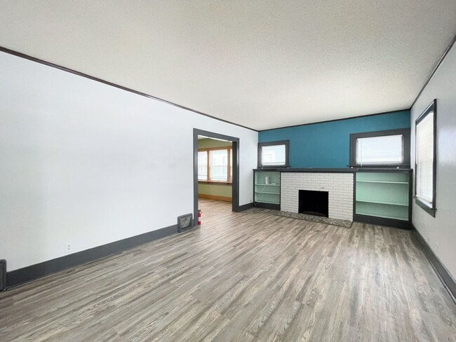 Photo - Large 4 bedroom home