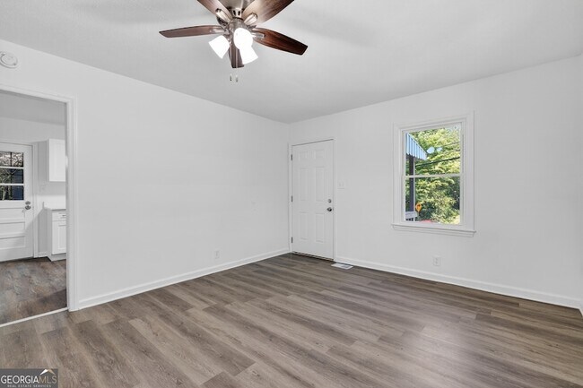 Photo - 2036 McPherson Dr