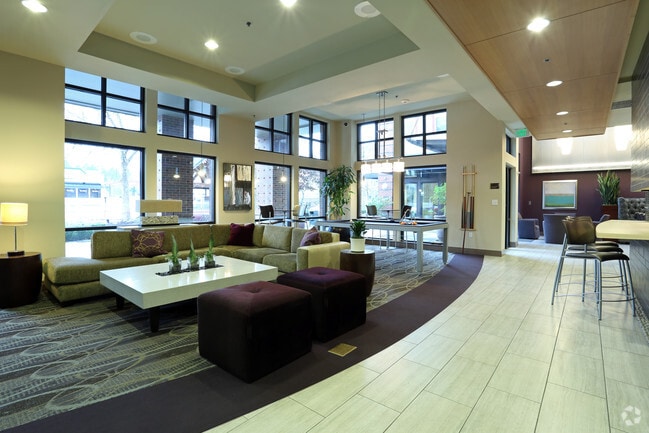 Lobby - Island Square