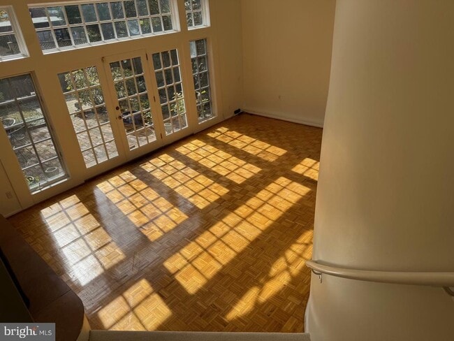 Photo - 4920 Butterworth Pl NW