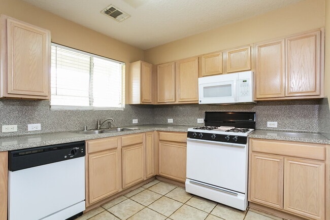 Photo - 13230 Firebrick Dr