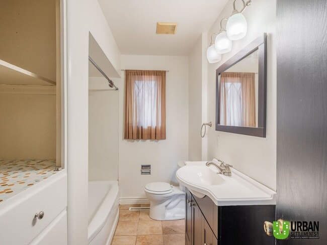 Photo - 2104 N Dale Ln