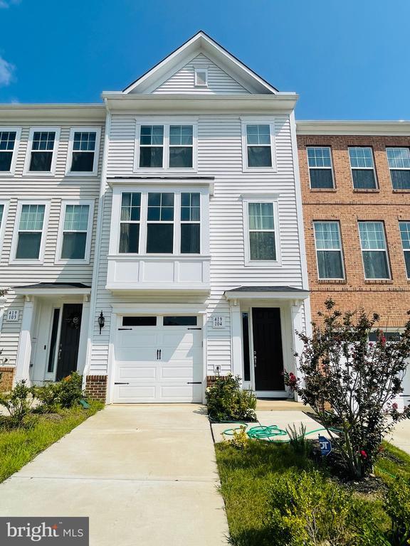 Photo - 419 Foxglove Way Townhome